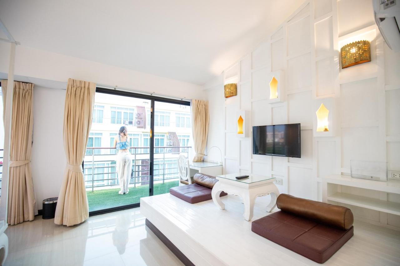 Nimman Mai Design Hotel Чиангмай Екстериор снимка